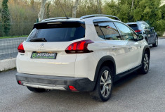 Peugeot 2008 1.2 110 CROSSWAY * TOIT PANO * ATTELAGE * FULL ENTRETIEN * DISTRI OK * GARANTIE 6 MOIS