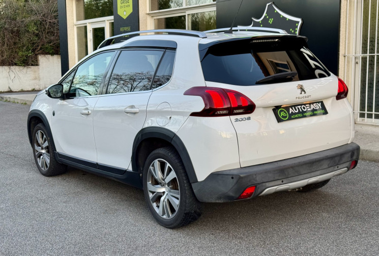 Peugeot 2008 1.2 110 CROSSWAY * TOIT PANO * ATTELAGE * FULL ENTRETIEN * DISTRI OK * GARANTIE 6 MOIS