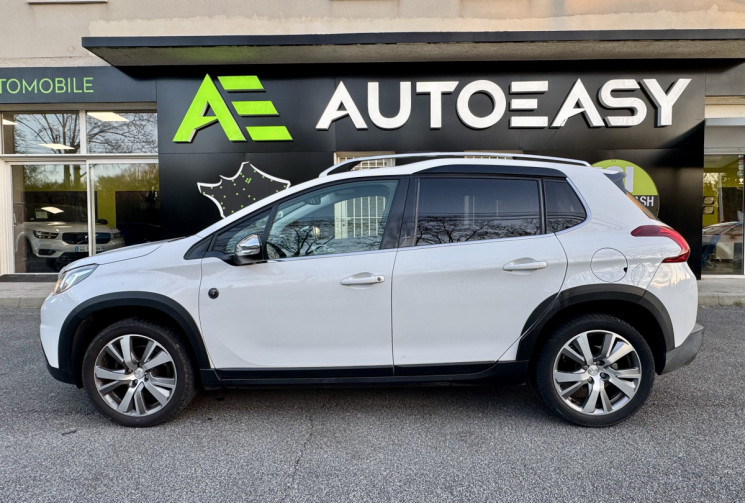 Peugeot 2008 1.2 110 CROSSWAY * TOIT PANO * ATTELAGE * FULL ENTRETIEN * DISTRI OK * GARANTIE 6 MOIS