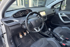 Peugeot 2008 1.2 110 CROSSWAY * TOIT PANO * ATTELAGE * FULL ENTRETIEN * DISTRI OK * GARANTIE 6 MOIS