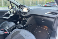 Peugeot 2008 1.2 110 CROSSWAY * TOIT PANO * ATTELAGE * FULL ENTRETIEN * DISTRI OK * GARANTIE 6 MOIS