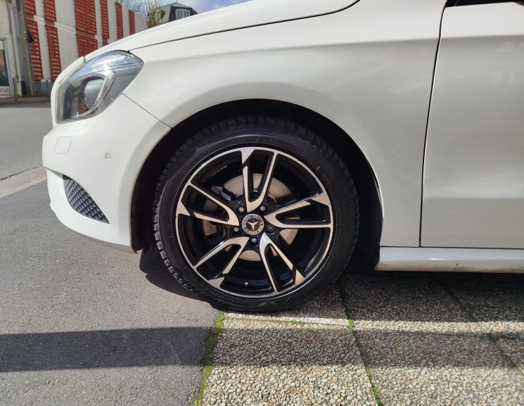 Mercedes Classe A 200 CDi  7G-DCT  136 cv/ CARPLAY 