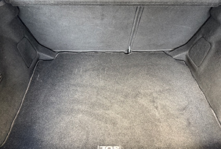 Peugeot 308 style 1.2 110 cv 2em main / CARPLAY / DISTRIBUTION NEUVE CHEZ PEUGEOT 