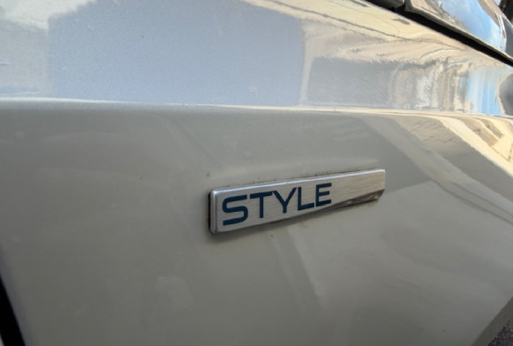 Peugeot 308 style 1.2 110 cv 2em main / CARPLAY / DISTRIBUTION NEUVE CHEZ PEUGEOT 