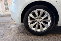 Peugeot 308 style 1.2 110 cv 2em main / CARPLAY / DISTRIBUTION NEUVE CHEZ PEUGEOT 