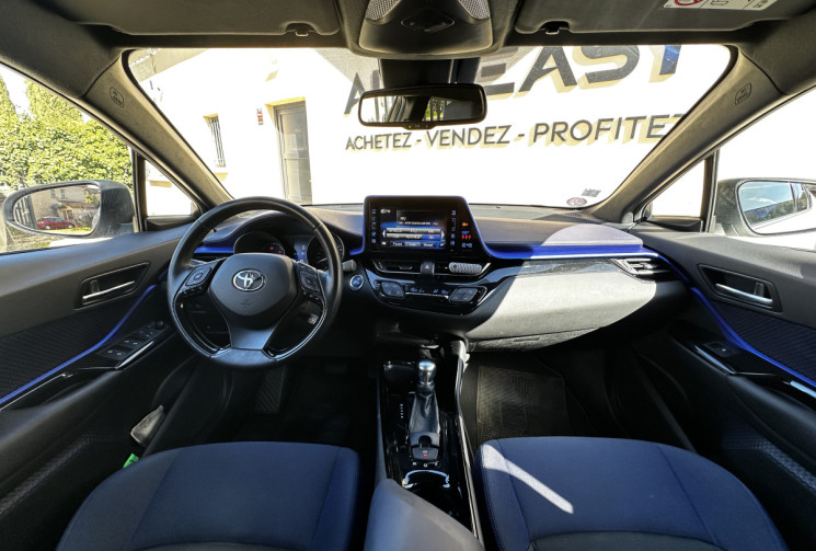 Toyota C-HR 122h Distinctive 2WD E-CVT / FULL ENTRETIEN TOYOTA