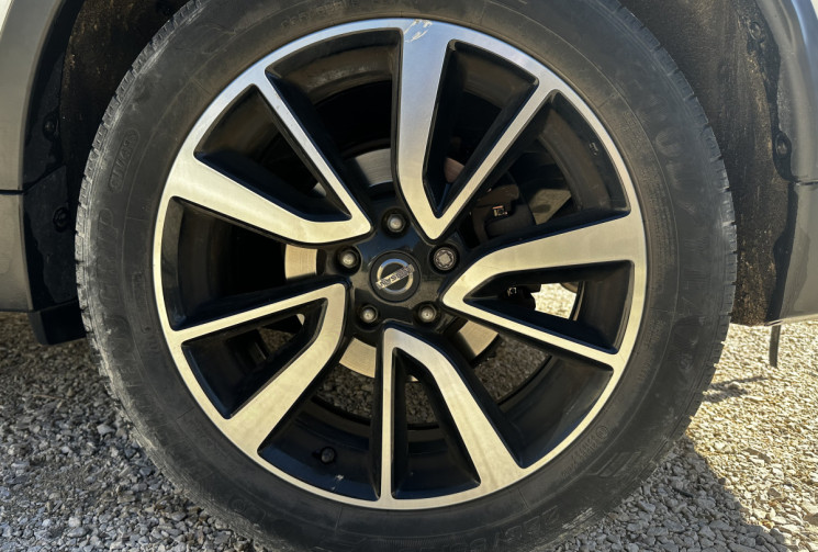 Nissan X-Trail III (T32) 1.6 dCi 130ch Tekna Xtronic Euro6 7 places + TOIT OUVRANT