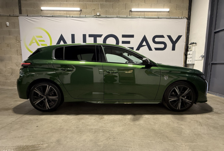 Peugeot 308 GT 1.2 130 EAT8 Toit ouvrant / sièges alcantara surpiqûres vertes / Hifi Focal