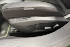 Peugeot 308 GT 1.2 130 EAT8 Toit ouvrant / sièges alcantara surpiqûres vertes / Hifi Focal