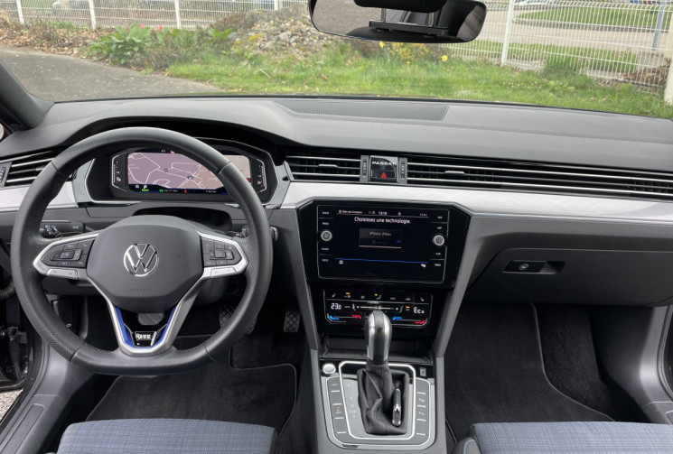 Volkswagen Passat 1.4 TSi 16V 218 CV BMT HYBRID BVA BUSINESS MATRIX                    INESS PREMIUM