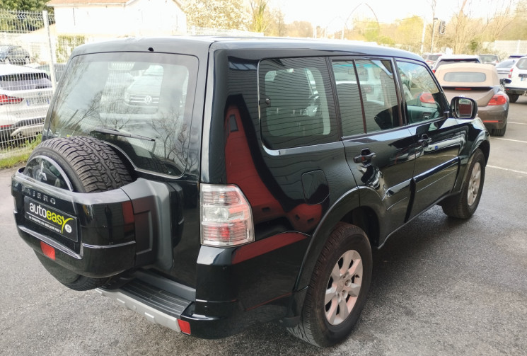 Mitsubishi Pajero 3.2 Di-D 200 Inform 7 Places 4x4 BVM5