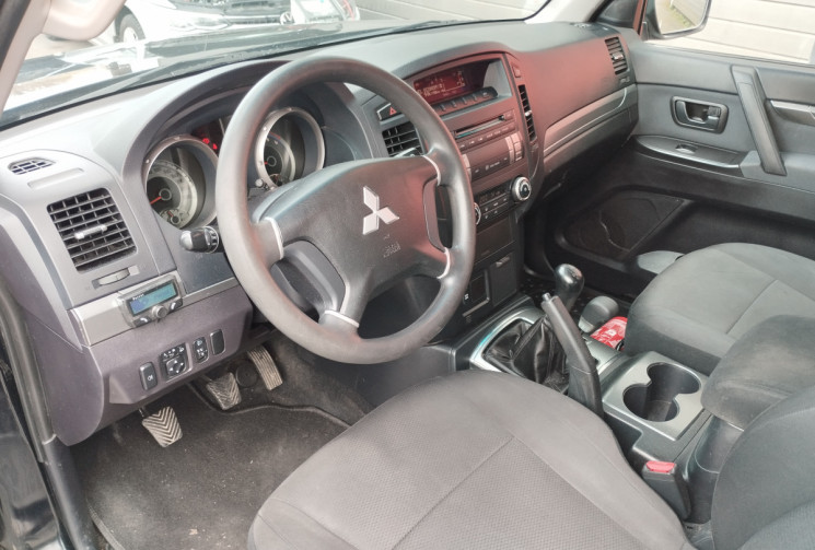 Mitsubishi Pajero 3.2 Di-D 200 Inform 7 Places 4x4 BVM5