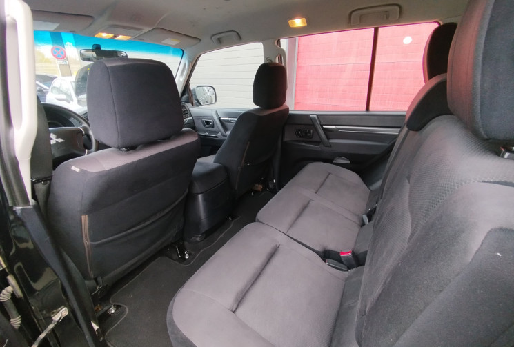 Mitsubishi Pajero 3.2 Di-D 200 Inform 7 Places 4x4 BVM5