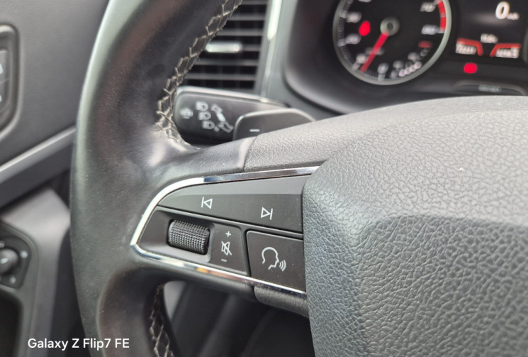 SEAT ATECA 1.5 TSI DSG7 STYLE 150 CV * ALCANTA * 1ER MAIN * CARNET COMPLET 