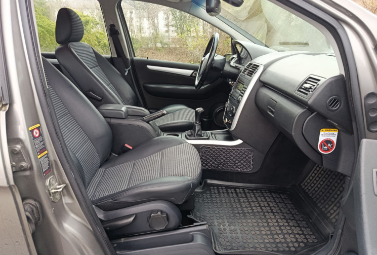 Mercedes Classe A A 200 AVANTGARDE (W169) 2.0 136 / MOTEUR A CHAINE / IDEAL JEUNE PERMIS