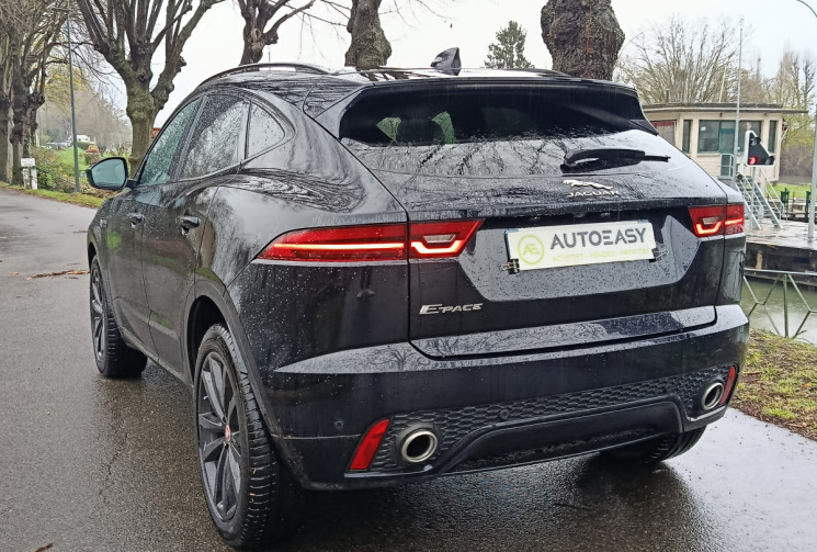 Jaguar E-Pace 2.0D R-DYNAMIC HSE 240 / TOIT PANORAMIQUE / GARANTIE MAI 2026