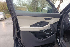 Jaguar E-Pace 2.0D R-DYNAMIC HSE 240 / TOIT PANORAMIQUE / GARANTIE MAI 2026