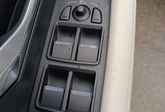 Jaguar E-Pace 2.0D R-DYNAMIC HSE 240 / TOIT PANORAMIQUE / GARANTIE MAI 2026