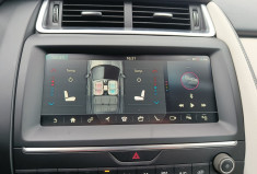 Jaguar E-Pace 2.0D R-DYNAMIC HSE 240 / TOIT PANORAMIQUE / GARANTIE MAI 2026