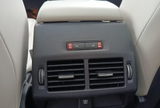 Jaguar E-Pace 2.0D R-DYNAMIC HSE 240 / TOIT PANORAMIQUE / GARANTIE MAI 2026