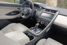 Jaguar E-Pace 2.0D R-DYNAMIC HSE 240 / TOIT PANORAMIQUE / GARANTIE MAI 2026