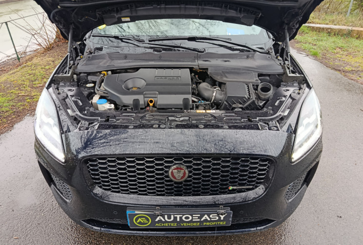 Jaguar E-Pace 2.0D R-DYNAMIC HSE 240 / TOIT PANORAMIQUE / GARANTIE MAI 2026