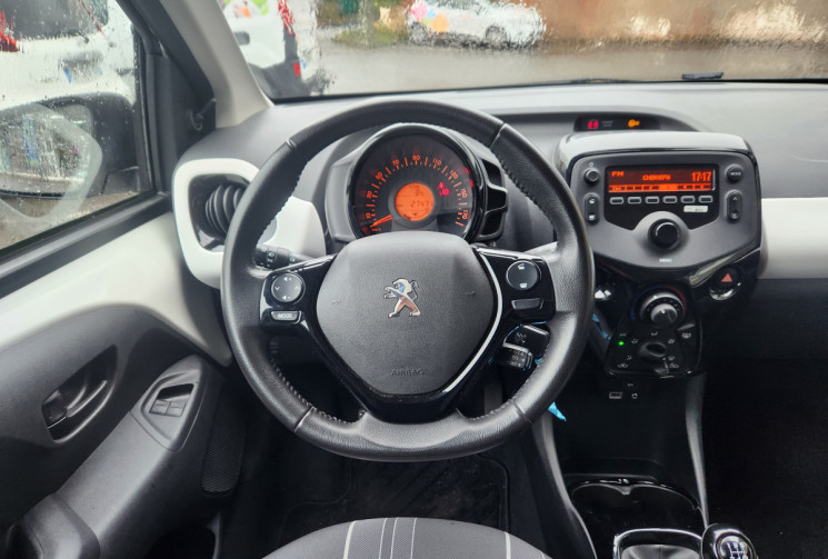 Peugeot 108 1.0 VTi 69 Style 3p Clim / Bluetooth / régulateur 