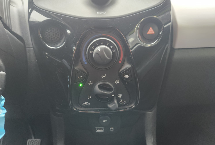 Peugeot 108 1.0 VTi 69 Style 3p Clim / Bluetooth / régulateur 