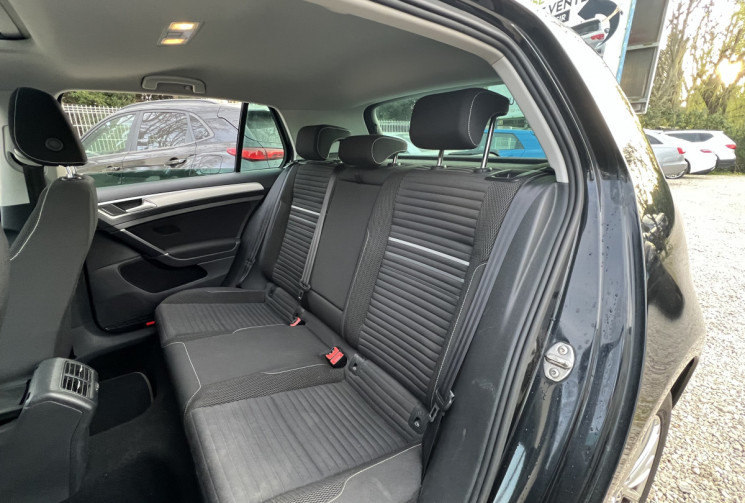 Volkswagen Golf 7 1.2 TSI 105 CUP 5p / Distribution OK / Toit Ouvrant / Radars AV AR / ACC