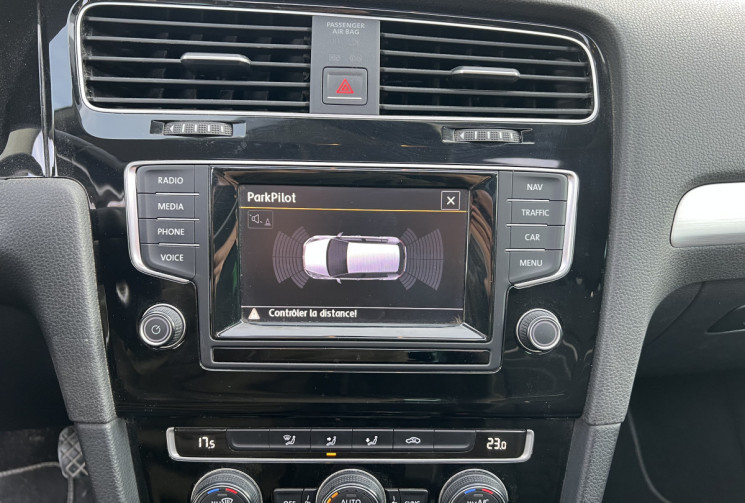 Volkswagen Golf 7 1.2 TSI 105 CUP 5p / Distribution OK / Toit Ouvrant / Radars AV AR / ACC