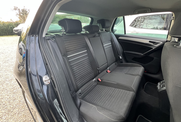 Volkswagen Golf 7 1.2 TSI 105 CUP 5p / Distribution OK / Toit Ouvrant / Radars AV AR / ACC