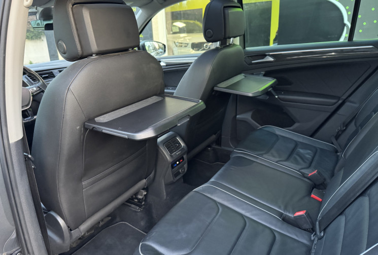 Volkswagen Tiguan 1.4 TSi 150 CARAT EXCLUSIVE DSG6 * TOIT OUVRANT * ATTELAGE * DYNAUDIO * TETE HAUTE