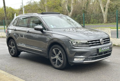 Volkswagen Tiguan 1.4 TSi 150 CARAT EXCLUSIVE DSG6 * TOIT OUVRANT * ATTELAGE * DYNAUDIO * TETE HAUTE