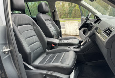 Volkswagen Tiguan 1.4 TSi 150 CARAT EXCLUSIVE DSG6 * TOIT OUVRANT * ATTELAGE * DYNAUDIO * TETE HAUTE