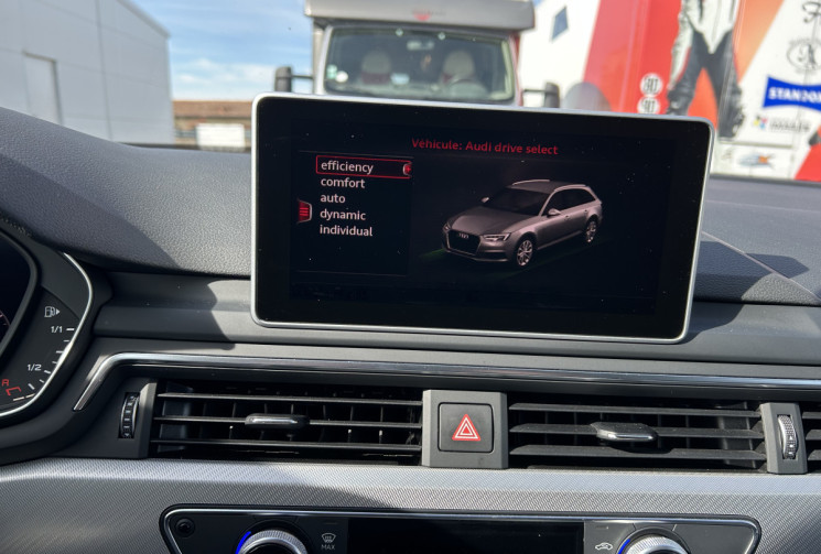 Audi A4 Avant S-Line 2.0 TDI 190 cv BVA S-Tronic 7