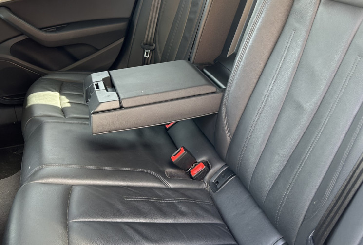 Audi A4 Avant S-Line 2.0 TDI 190 cv BVA S-Tronic 7