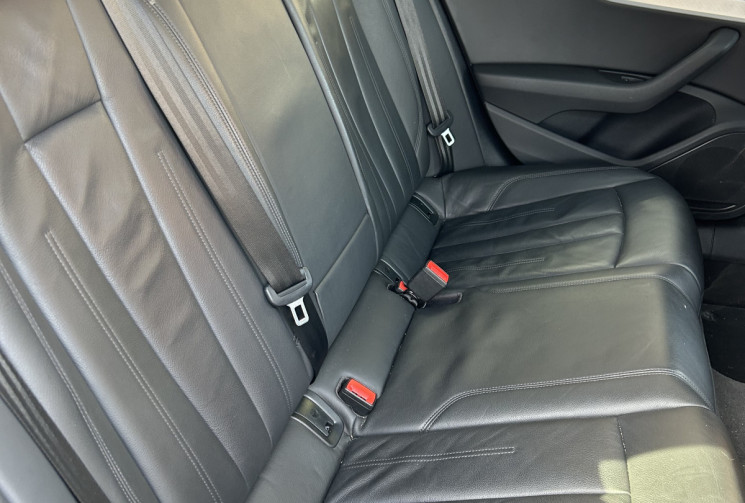 Audi A4 Avant S-Line 2.0 TDI 190 cv BVA S-Tronic 7