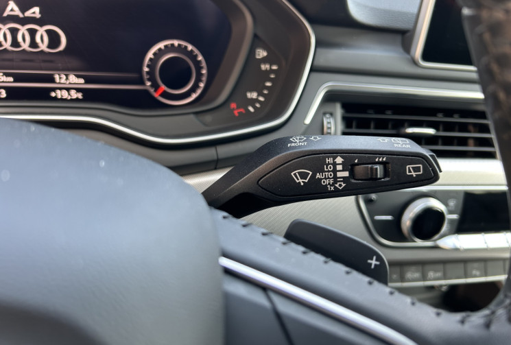 Audi A4 Avant S-Line 2.0 TDI 190 cv BVA S-Tronic 7