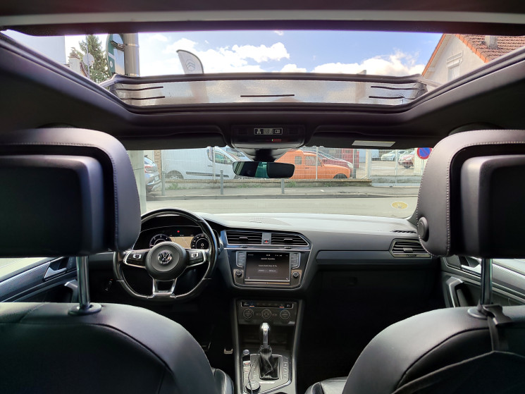 Volkswagen Tiguan R-LINE 2.0 Bi-TDI 240 DSG7 4Motion / SUIVI VW /DISTRIBUTION ok/ VIRTUAL COCKPIT