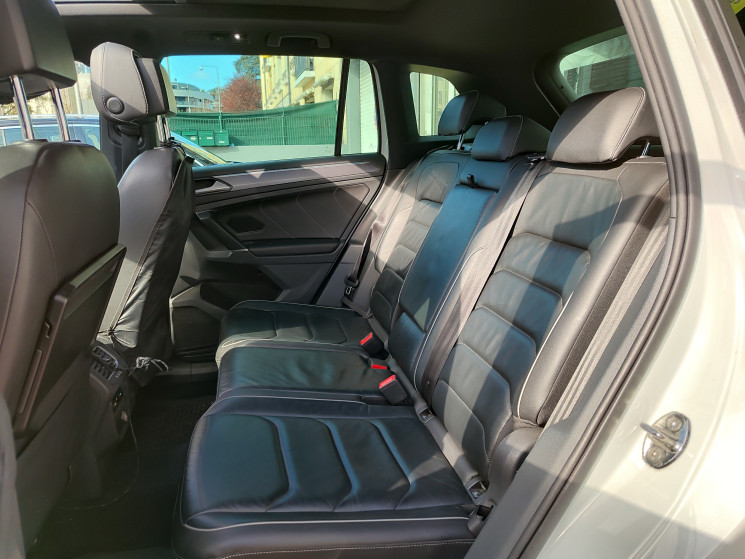 Volkswagen Tiguan R-LINE 2.0 Bi-TDI 240 DSG7 4Motion / DISTRIBUTION ok/ VIRTUAL COCKPIT / SUIVI VW 