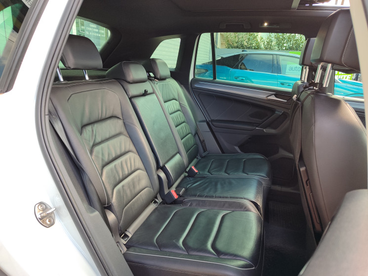 Volkswagen Tiguan R-LINE 2.0 Bi-TDI 240 DSG7 4Motion / SUIVI VOLKSWAGEN / VIRTUAL COCKPIT