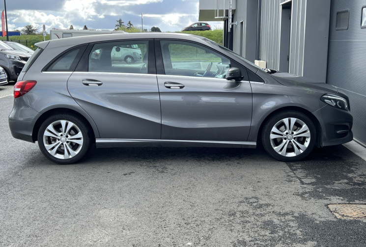 Mercedes Classe B Phase 2 180 1.6 i 7G-DCT 122 cv SENSATION