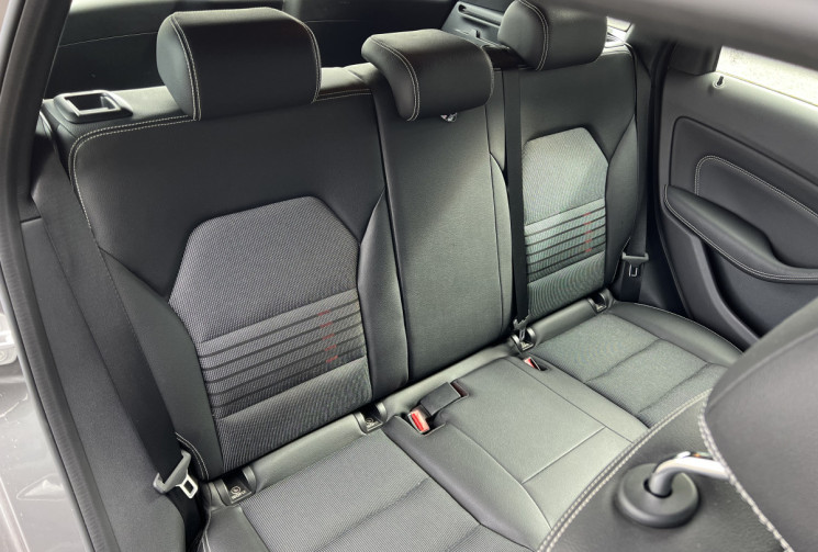 Mercedes Classe B Phase 2 180 1.6 i 7G-DCT 122 cv SENSATION