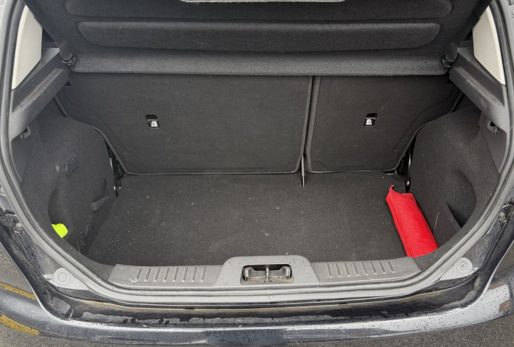 Ford Fiesta VI Phase 2 5 portes 1.0 SCTi EcoBoost 100 cv Titanium