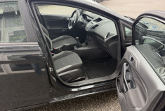 Ford Fiesta VI Phase 2 5 portes 1.0 SCTi EcoBoost 100 cv Titanium