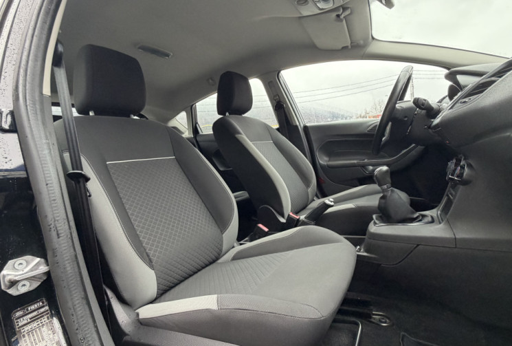 Ford Fiesta VI Phase 2 5 portes 1.0 SCTi EcoBoost 100 cv Titanium