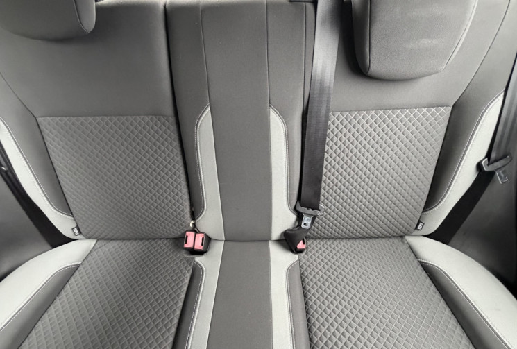 Ford Fiesta VI Phase 2 5 portes 1.0 SCTi EcoBoost 100 cv Titanium