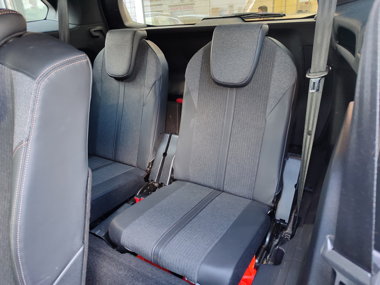 Peugeot 5008 1.6 THP 165 Ch / Gt Line / 7 Places