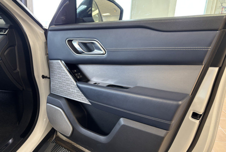 Land-Rover Range Rover Velar PHASE 2 P400E 2.0 I 404 PHEV AWD R DYNAMIC / TOIT OUVRANT /SON MERIDIAN