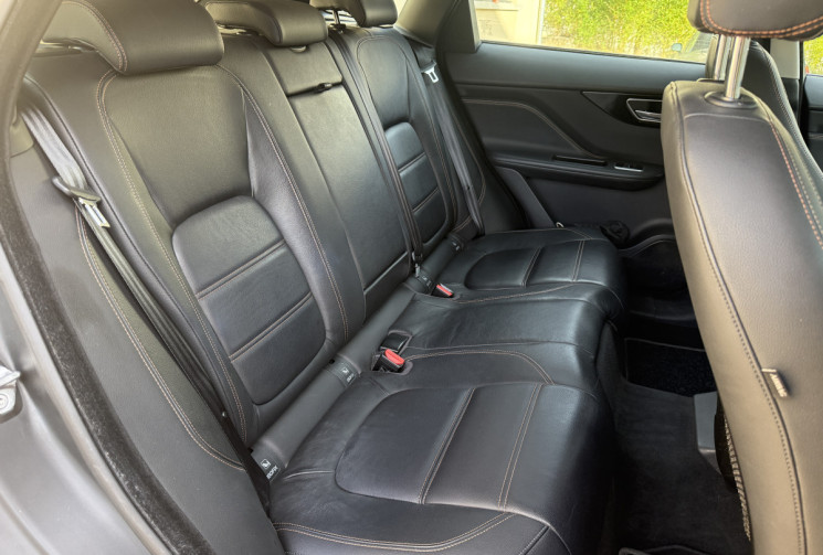 Jaguar F-Pace 2.0D Prestige 4x4 BVA8